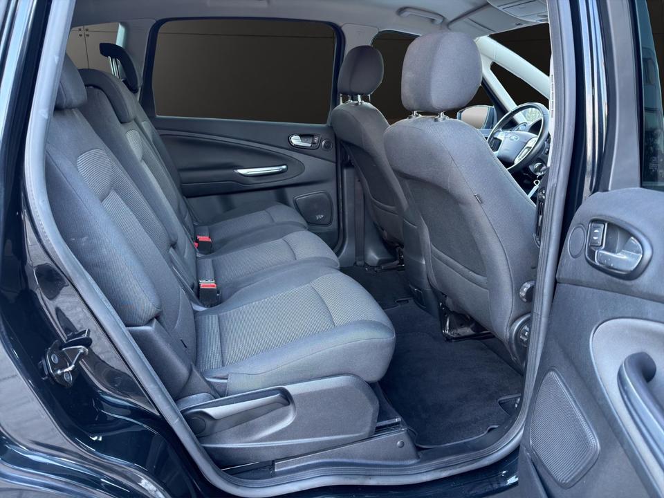 Ford S-Max 2008 — photo 11