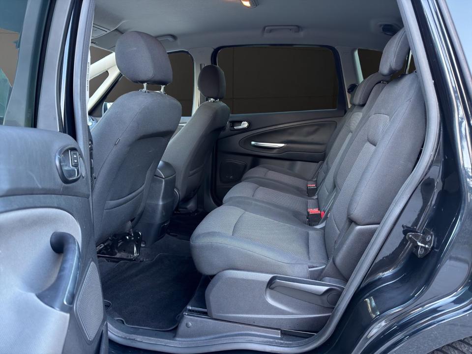 Ford S-Max 2008 — photo 12