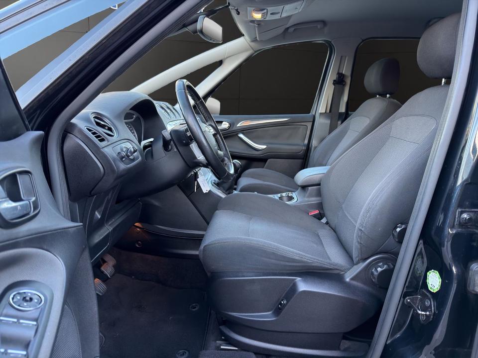 Ford S-Max 2008 — photo 9