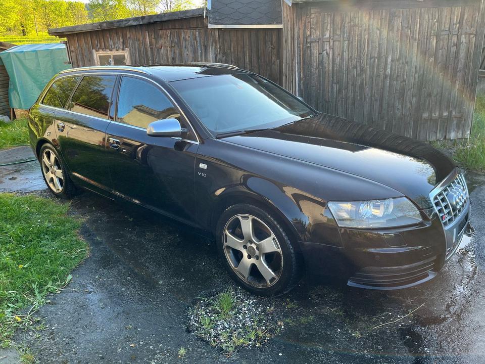 Audi S6 2006 — rear view