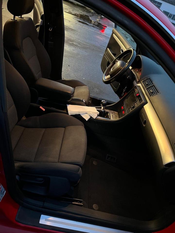 Audi a4 1.9 tdi S line 2008 — photo 5