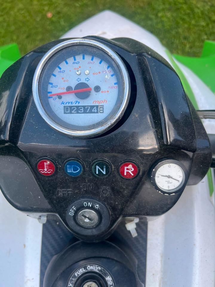 Weitere Motorräder Arctic Cat DVX 300 Quad 2011 — photo 5