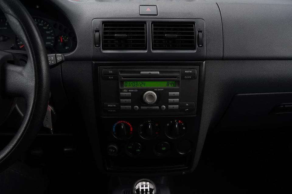 Ford Transit Connect 2008 — photo 13