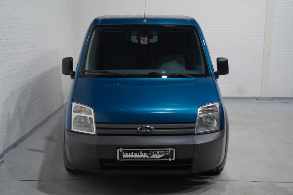 Ford Transit Connect 2008 — photo 5