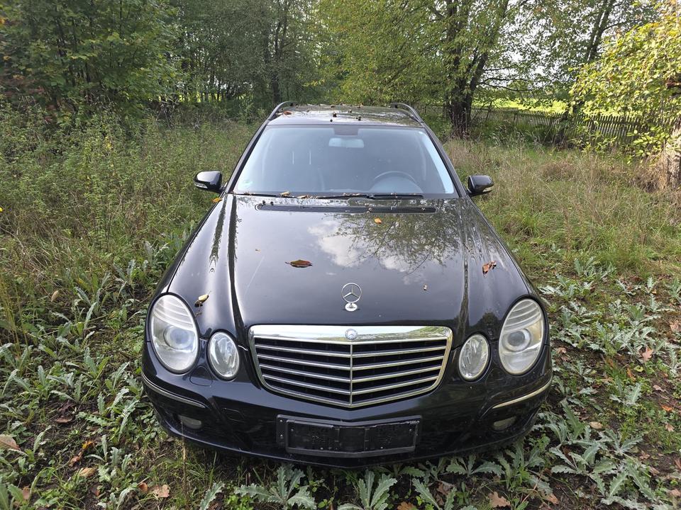 Mercedes Benz E 200, 2009