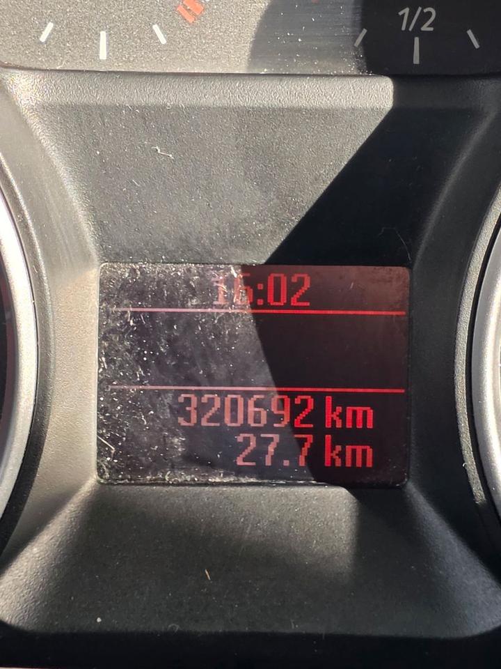 Ford S-Max 2009 — photo 12
